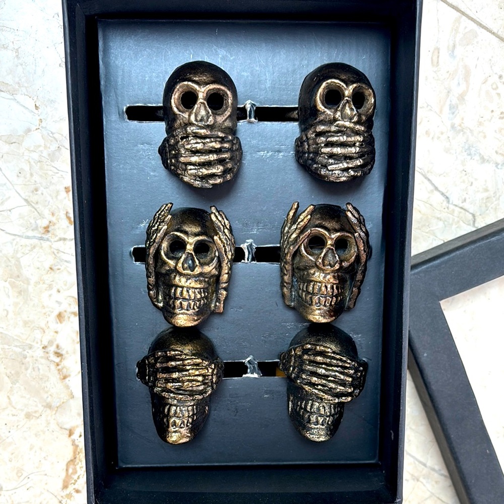 Rachel Zoe skull napkin rings